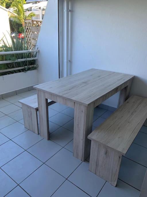 Petit Prix Et Grand Confort A Saint Gilles Les Bains Kültér fotó