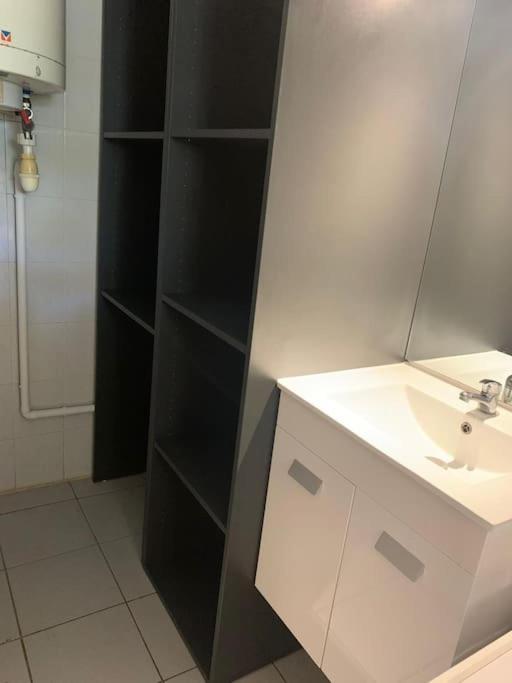 Petit Prix Et Grand Confort A Saint Gilles Les Bains Kültér fotó